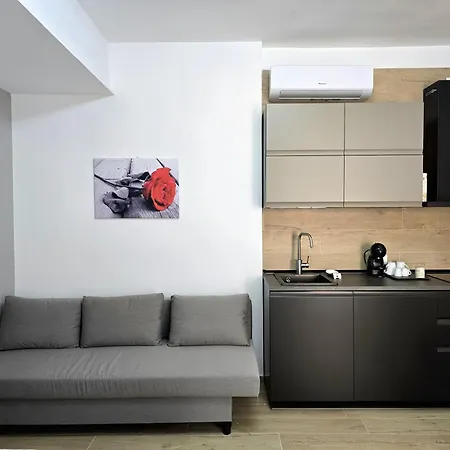 Rose Suites - Bari Stazione Exterior photo