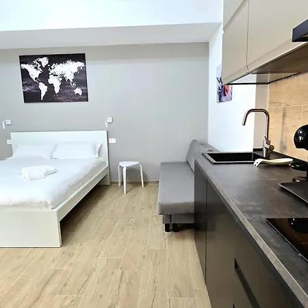 Rose Suites - Bari Stazione Exterior photo